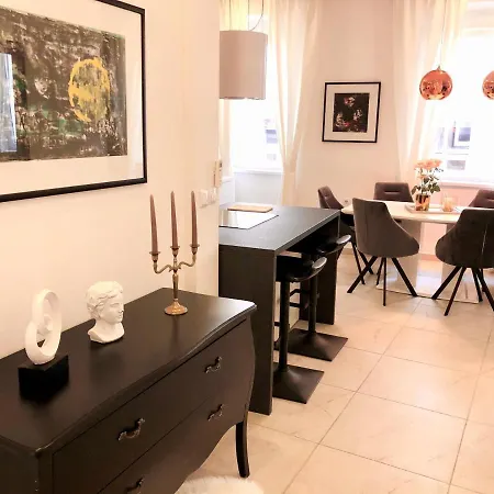 Hedone Luxury With Free Parking Pula