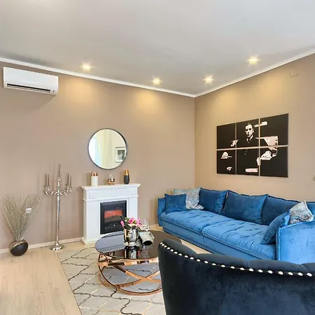 Hedone Luxury With Free Parking Daire