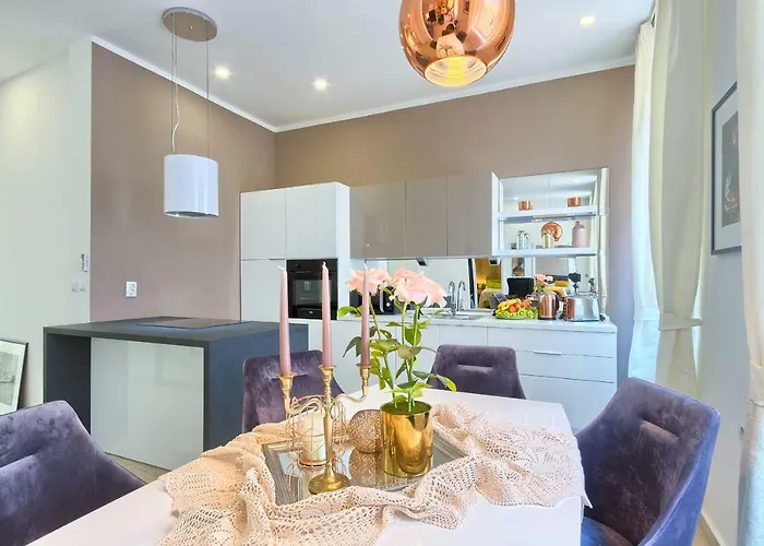 Апартаменты Hedone Luxury With Free Parking Пула