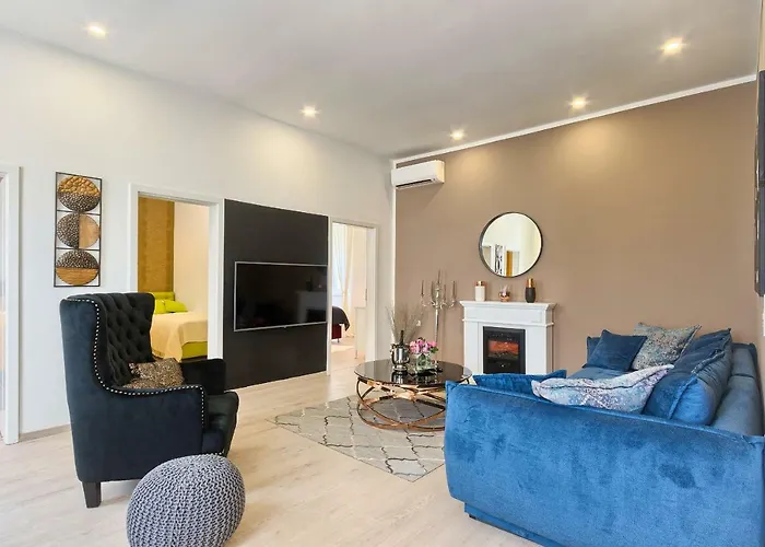 Hedone Luxury With Free Parking Пула