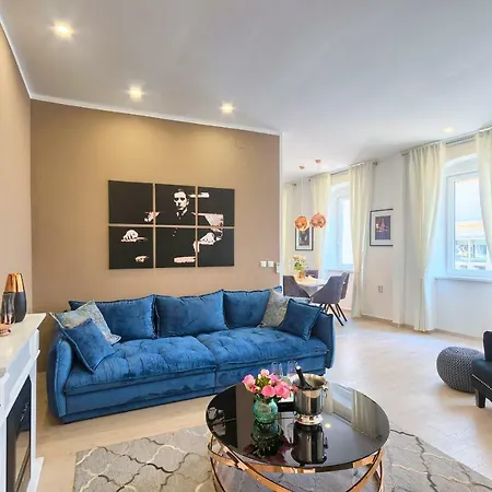 شقة Hedone Luxury With Free Parking بولا